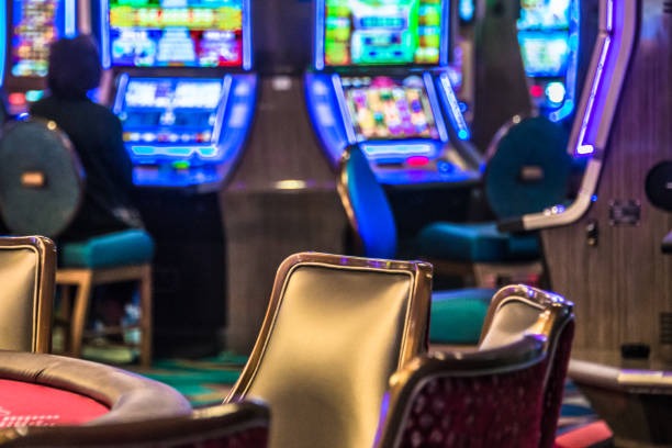 Live Sic Bo dealer conducting a round